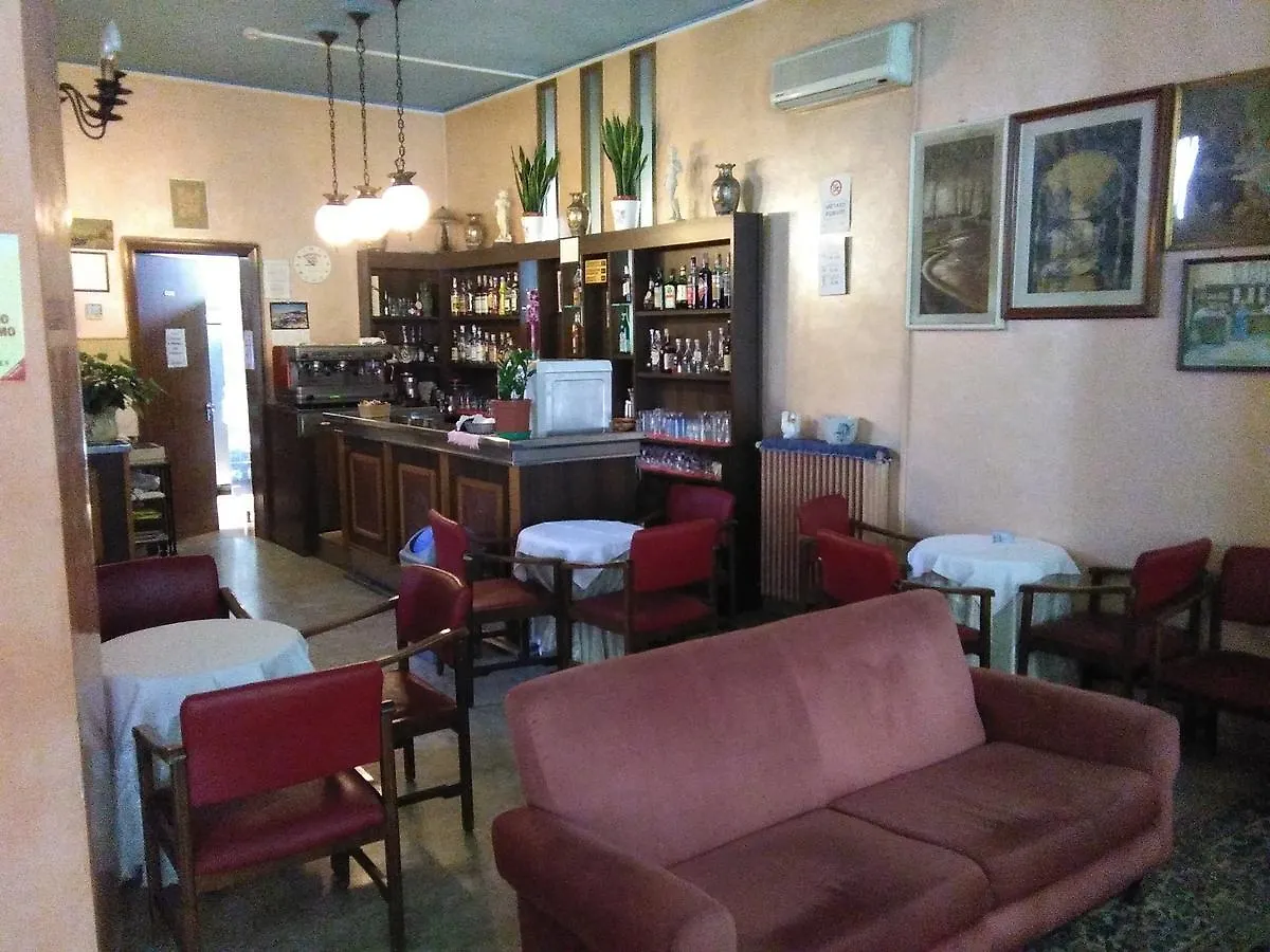 Hotel Residence Nuovo Regina Battaglia Terme 2*,  Italy